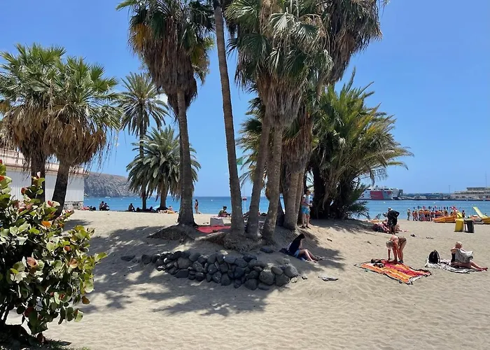 Beachfront With Ocean Views アパート *