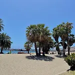 Beachfront With Ocean Views Apartament