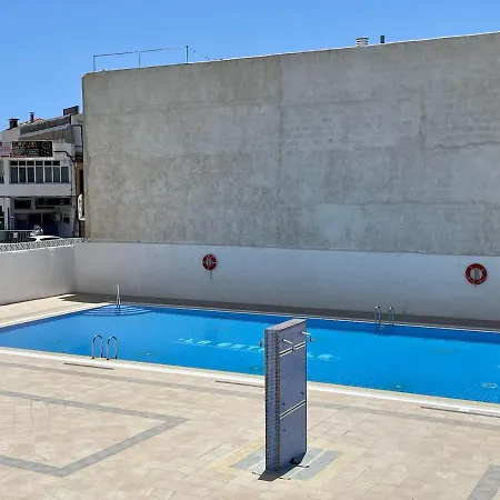 Beachfront With Ocean Views شقة